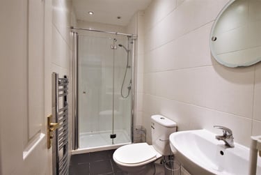 3 bed flat, Tavistock Road, Jesmond, Newcastle, NE23HY - Image 4